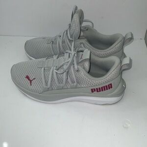 Puma Light Gray Sneakers with Red Logo